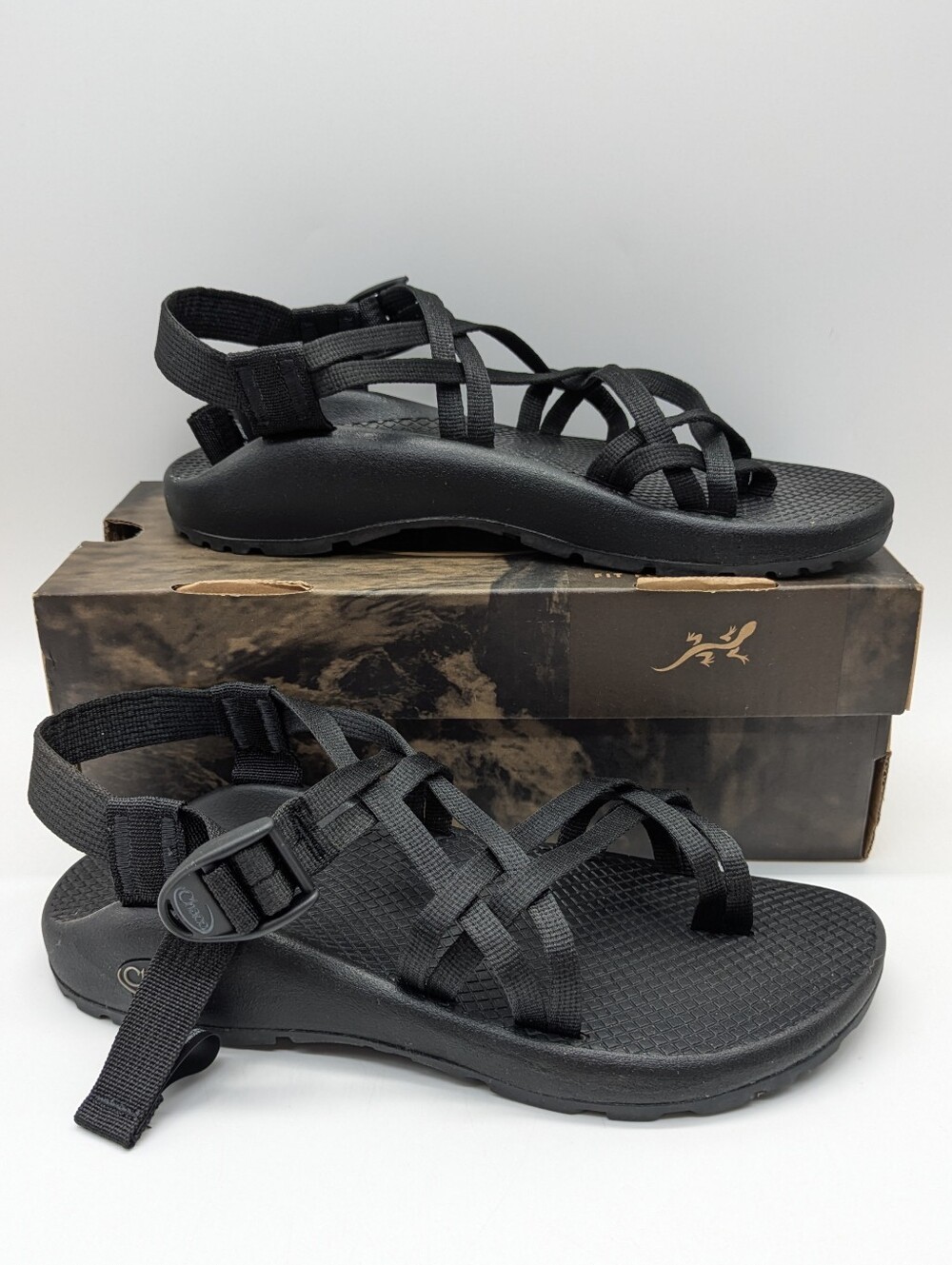 Chaco ZX2 Classic Black Strappy Hiking Outdoor Sandal 8